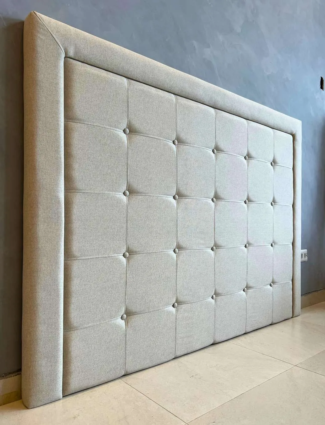 Headboard Diana · Botonê Simples