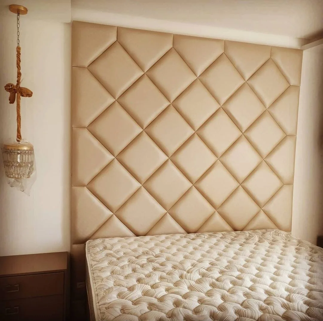 Painel estofado sob medida da Cabeçare 45
